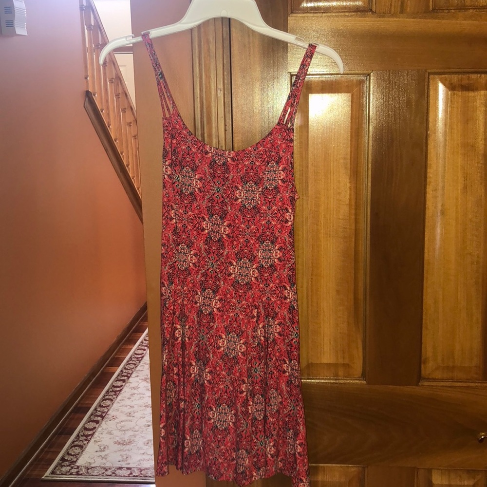 Hollister red patterned dress